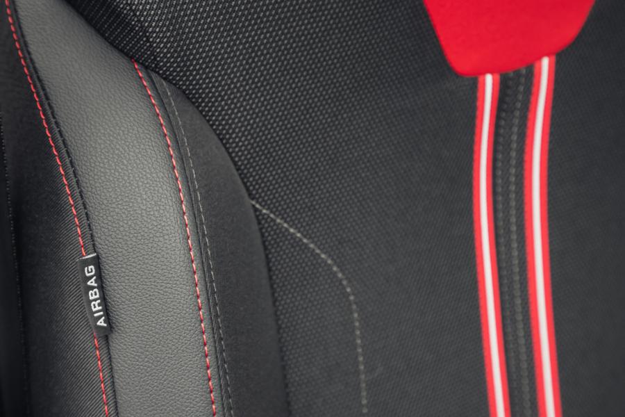 Детали интерьера Vauxhall Corsa SRi (F) 2019 года  (фото 78 из 80)